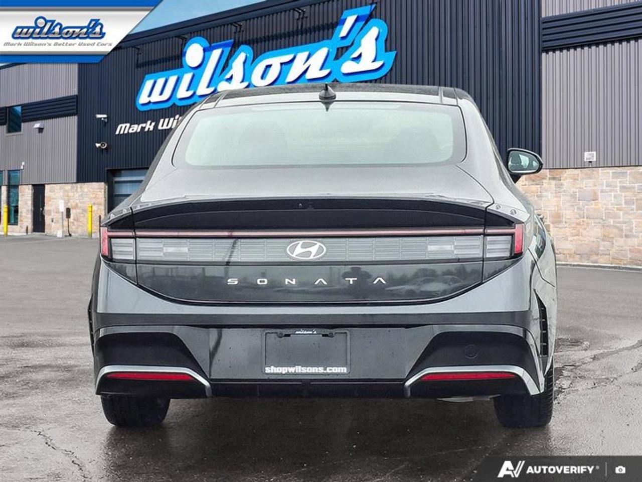 2025 Hyundai Sonata Preferred-Trend | Leather | Panoramic Sunroof | Heated + Cooled Seats | Wireless Carplay | and More! Photo3