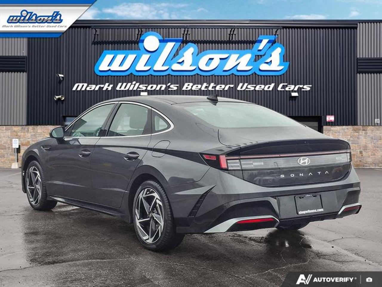 2025 Hyundai Sonata Preferred-Trend | Leather | Panoramic Sunroof | Heated + Cooled Seats | Wireless Carplay | and More! Photo2