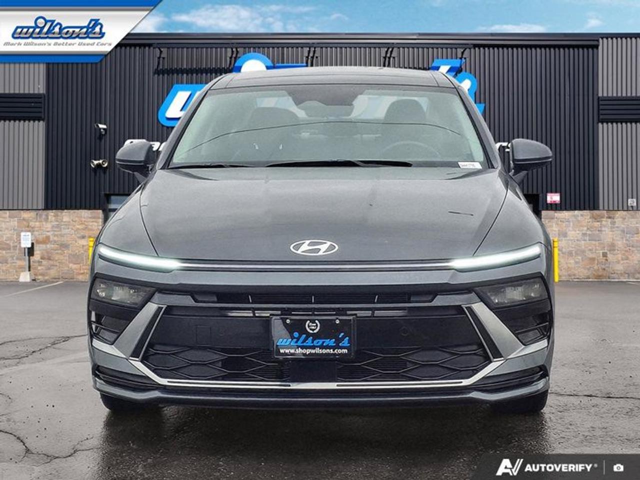 2025 Hyundai Sonata Preferred-Trend | Leather | Panoramic Sunroof | Heated + Cooled Seats | Wireless Carplay | and More! Photo
