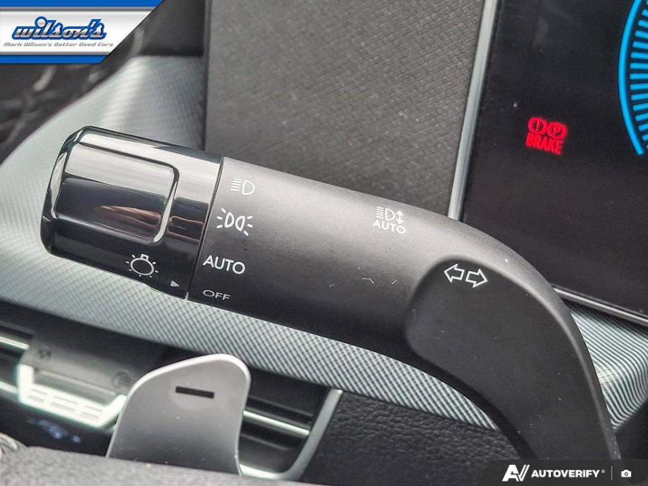 2025 Hyundai Sonata Preferred-Trend | Leather | Panoramic Sunroof | Heated + Cooled Seats | Wireless Carplay | and More! Photo