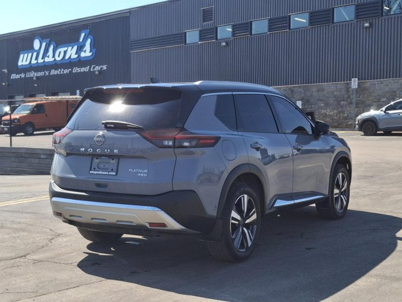 2023 Nissan Rogue Platinum AWD | Leather | Remote Start | Heated Seats + Steering | Pro Pilot Assist | Carplay & More! Photo