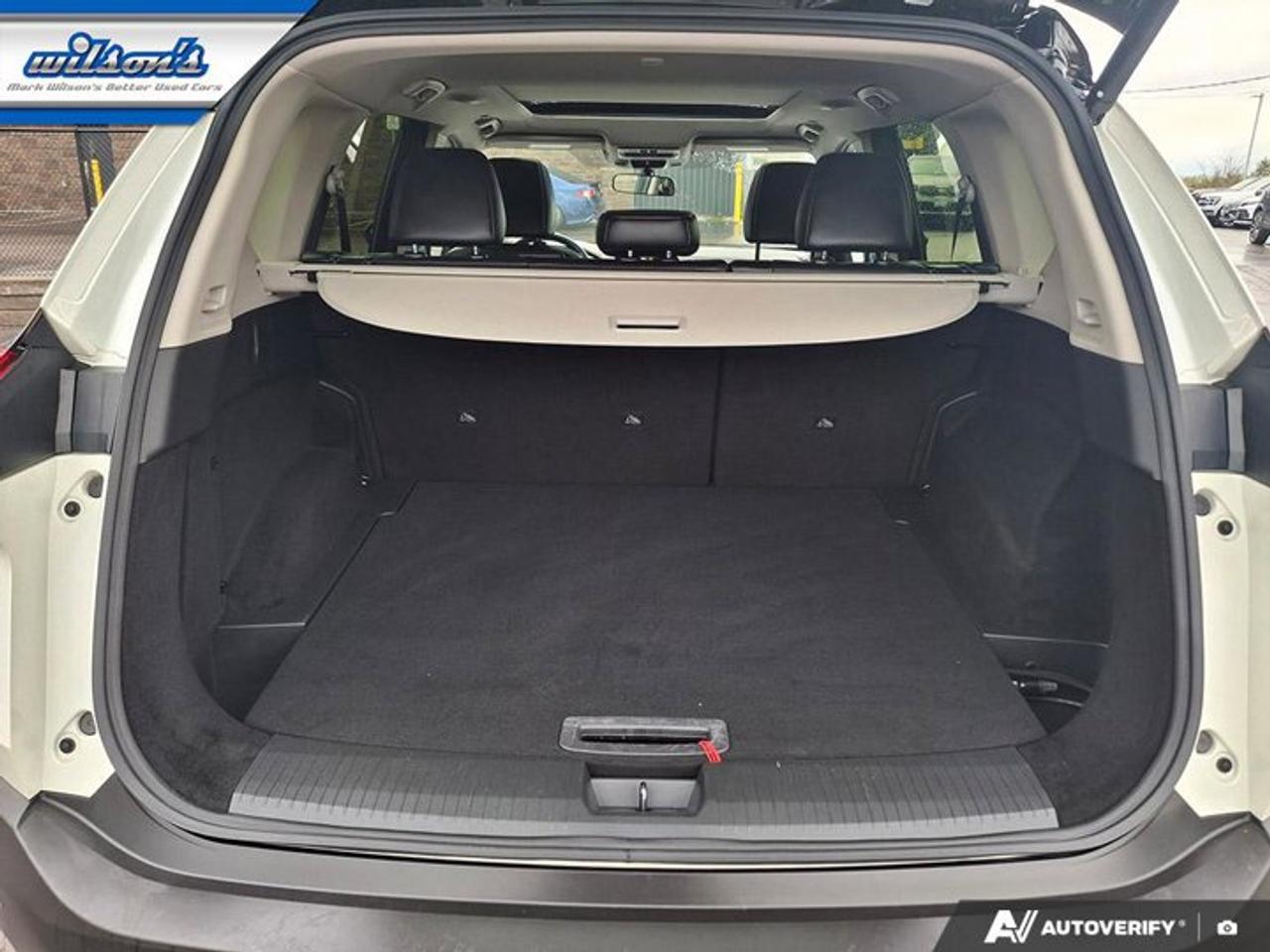 2023 Nissan Rogue SV Midnight Edition AWD | Leather | Pano Roof | Heated Seats + Steering | Remote Start | and More ! Photo