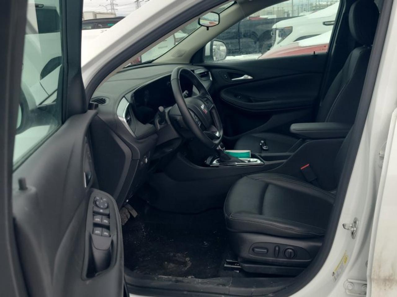 2024 Buick Encore GX Sport Touring AWD | Leather | Heated Wheel + Seats | CarPlay + Android | Power Seat | and More ! Photo2