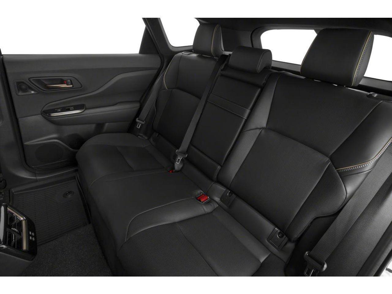 2026 Toyota Crown Signia Limited Photo