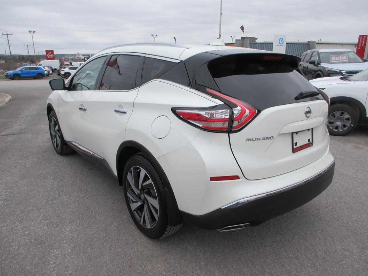 2017 Nissan Murano  Photo2