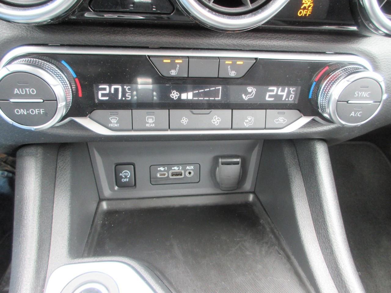 2025 Nissan Sentra SV Photo