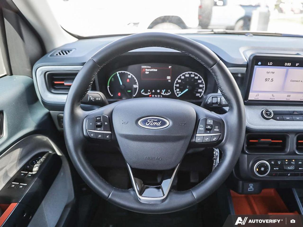 2024 Ford Maverick XLT Photo