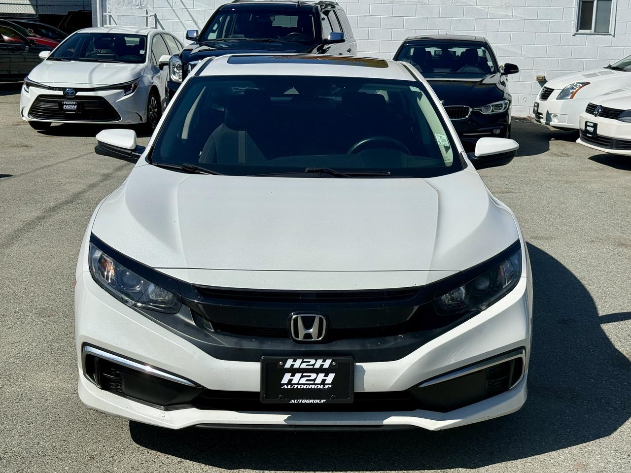 2019 Honda Civic FINANCING AVAILABLE Photo2