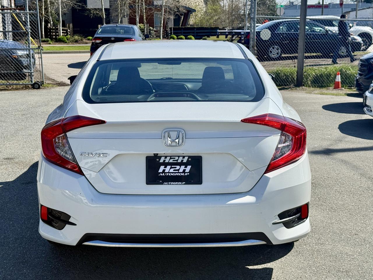 2019 Honda Civic FINANCING AVAILABLE Photo6