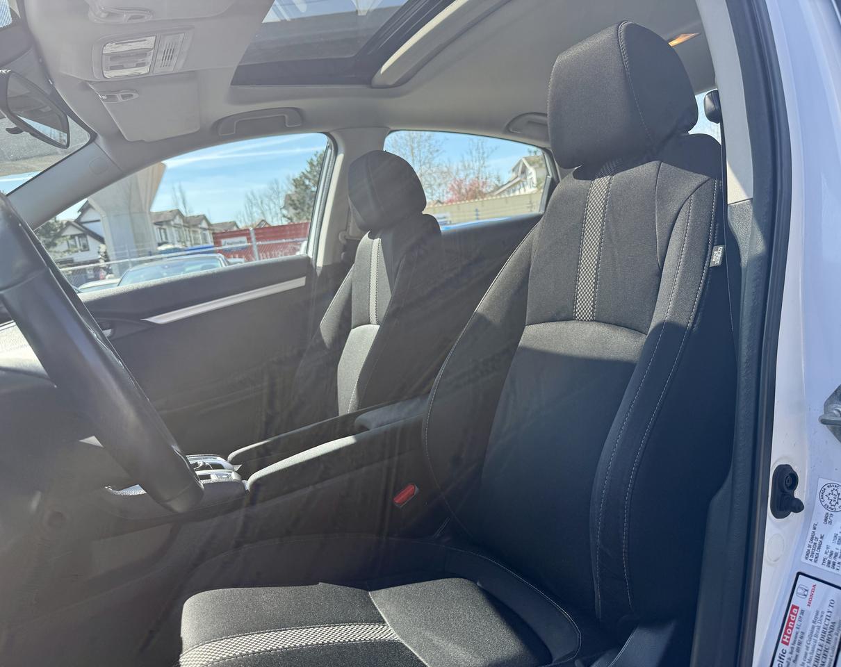 2019 Honda Civic FINANCING AVAILABLE Photo9