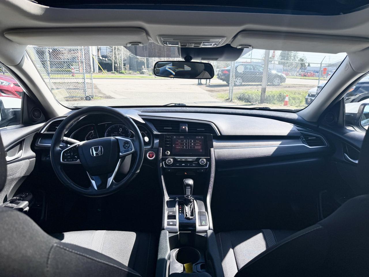 2019 Honda Civic FINANCING AVAILABLE Photo10