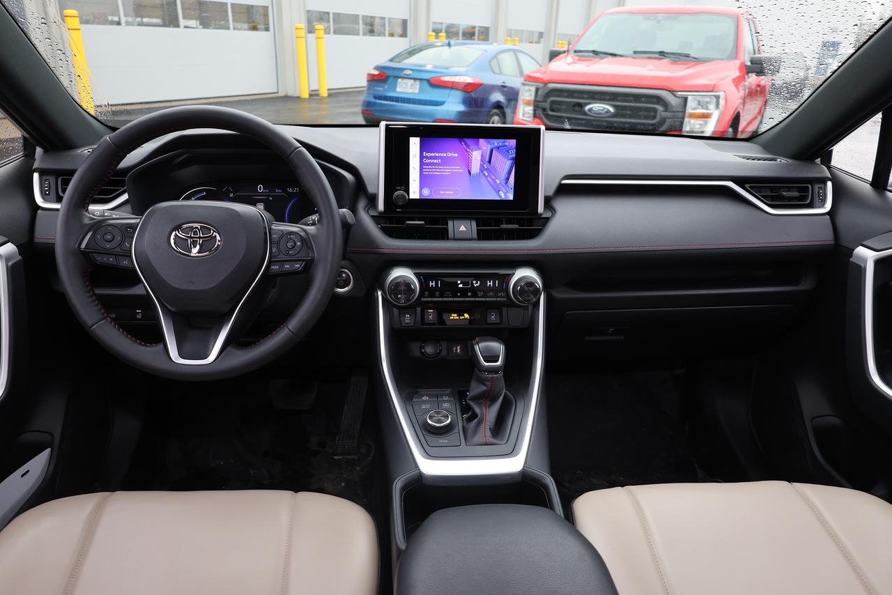 2024 Toyota RAV4 PRIME SE AWD - PLUG-IN HYBRID|SUNROOF|BLINDSPOT Photo