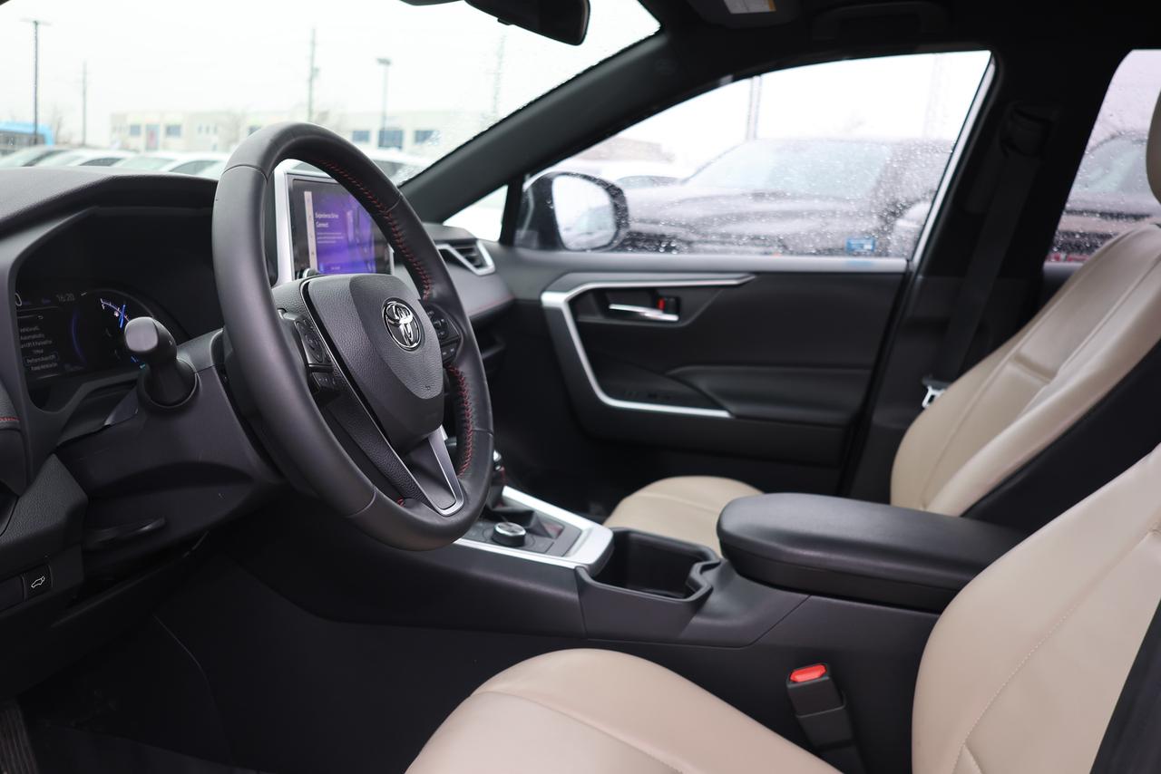 2024 Toyota RAV4 PRIME SE AWD - PLUG-IN HYBRID|SUNROOF|BLINDSPOT Photo