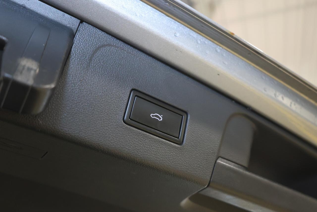 2021 Volkswagen Atlas R-LINE V6 AWD - PANO|NAVI|CAMERA|BLINDSPOT Photo