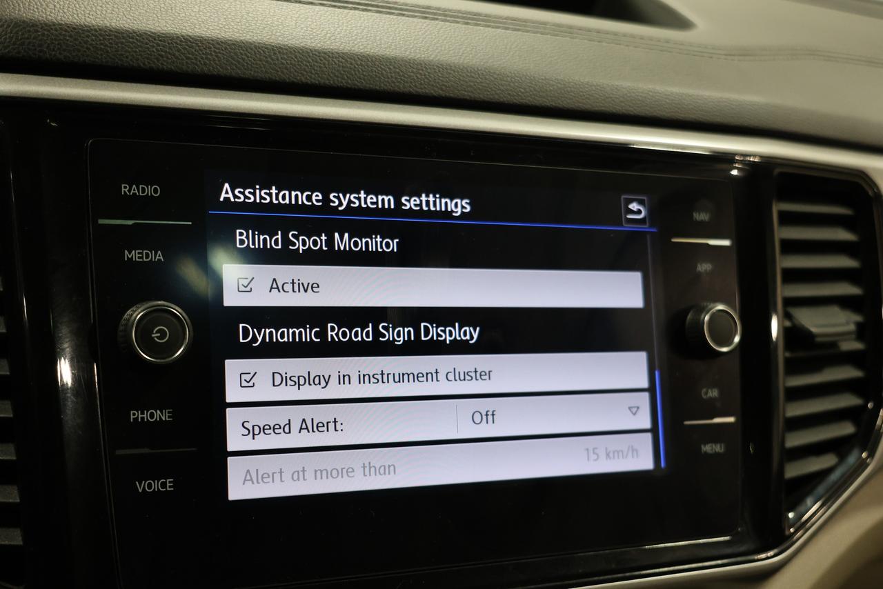 2021 Volkswagen Atlas R-LINE V6 AWD - PANO|NAVI|CAMERA|BLINDSPOT Photo