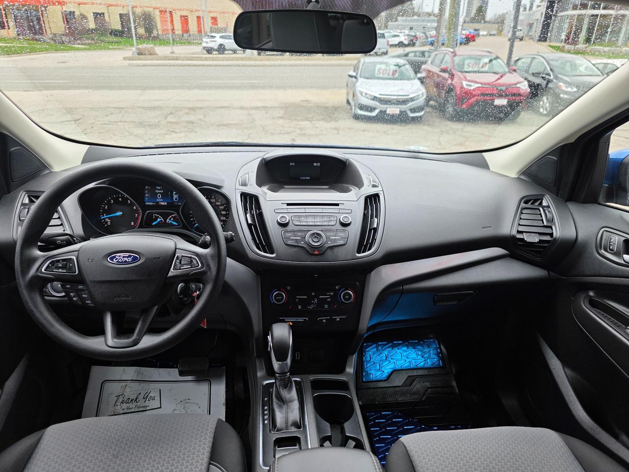2018 Ford Escape SE LOW KMS | ACCIDENT FREE | Backup Camera | Heated Seats Photo