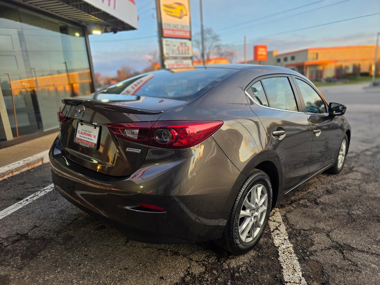 2014 Mazda MAZDA3 GS-SKY Apple Car Play | Android Auto | Backup Camera | Heated Seats Photo