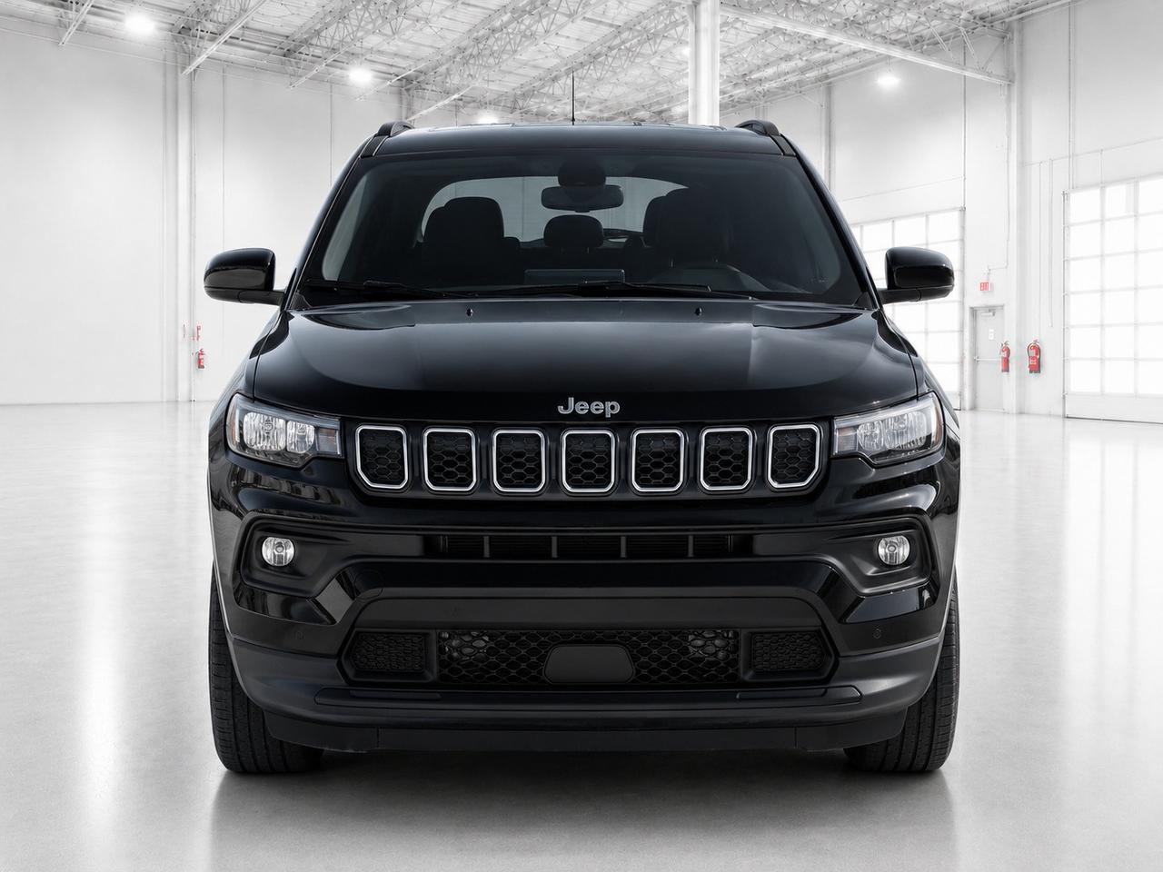 2026 Jeep Compass NORTH 4X4 | Htd. Seats & Wheel | 8.4" Touchscreen Photo