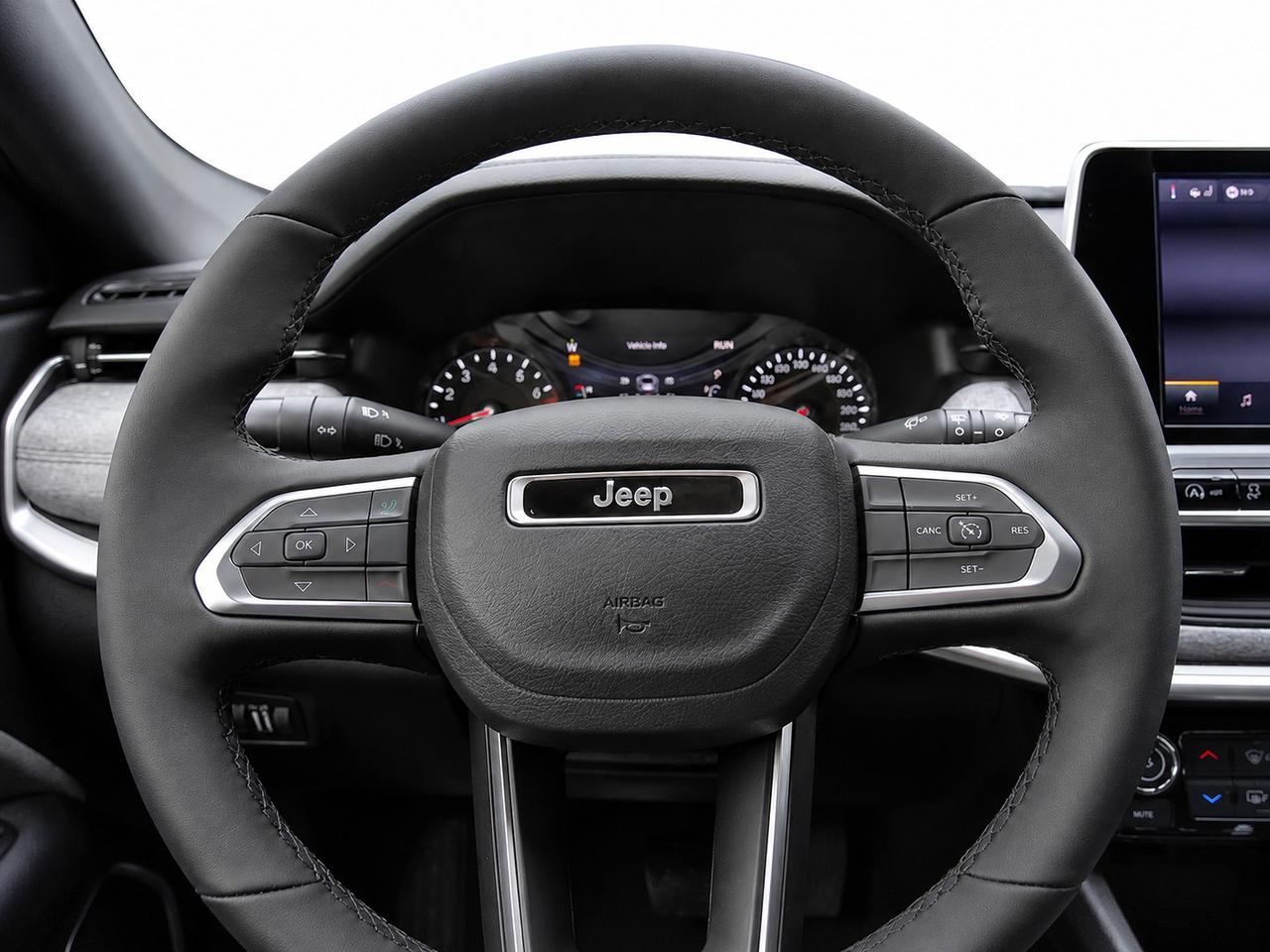 2026 Jeep Compass NORTH 4X4 | Htd. Seats & Wheel | 8.4" Touchscreen Photo