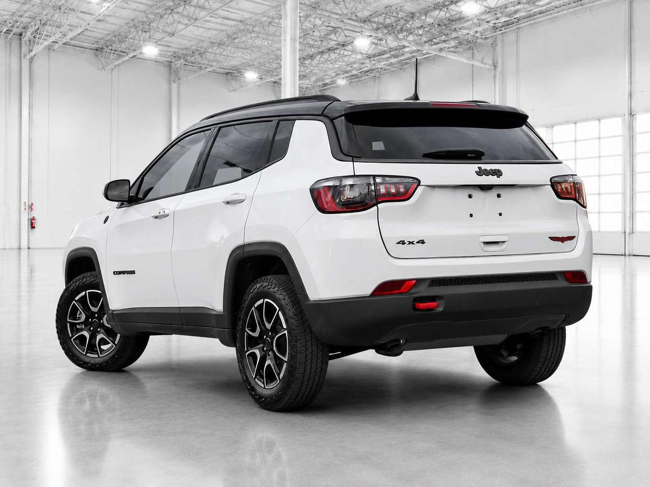 2026 Jeep Compass TRAILHAWK | Sun & Sound Grp | 10.1" TOUCHSCREEN Photo