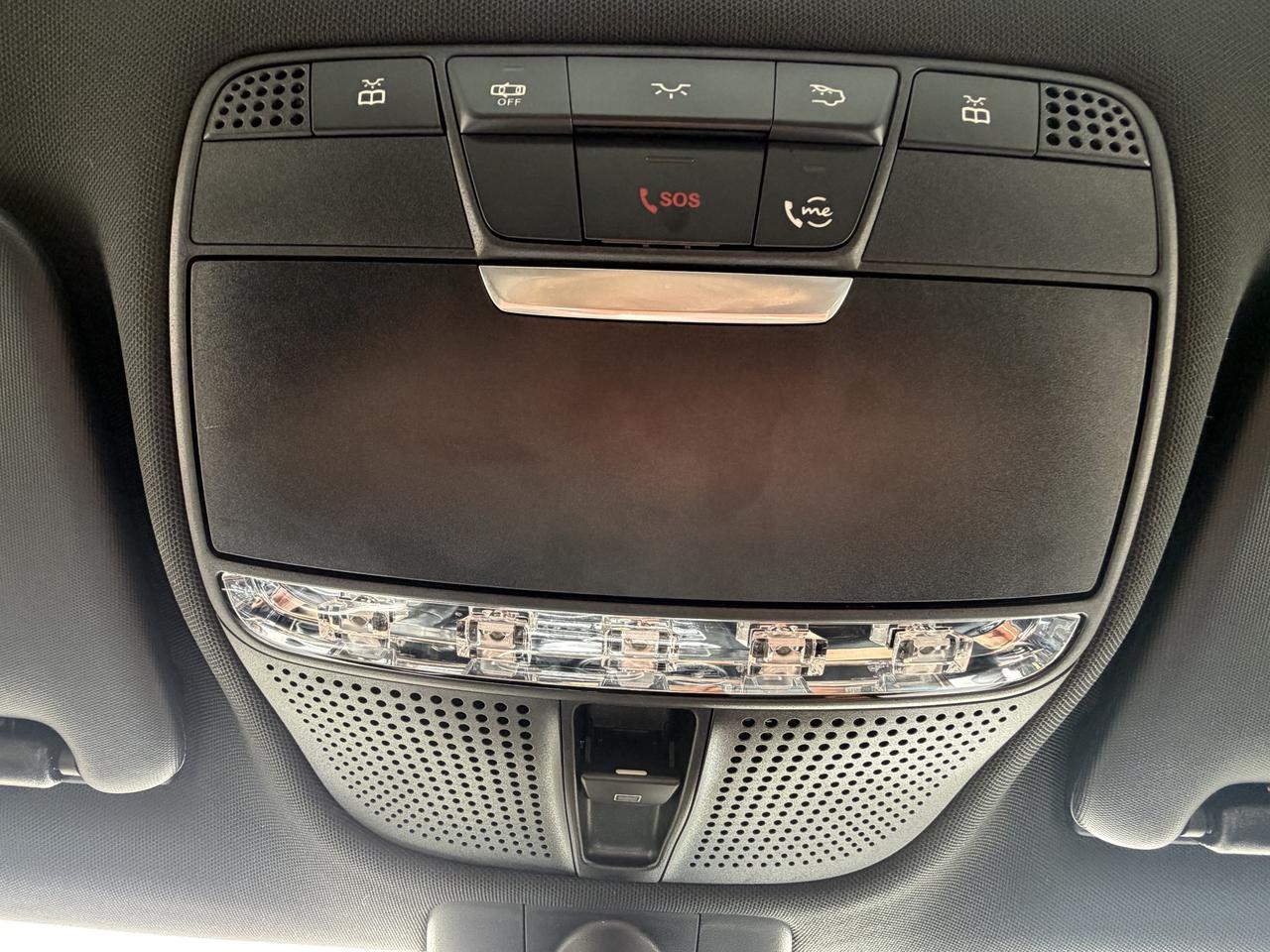 2019 Mercedes-Benz C-Class C 300 4MATIC Sedan Photo