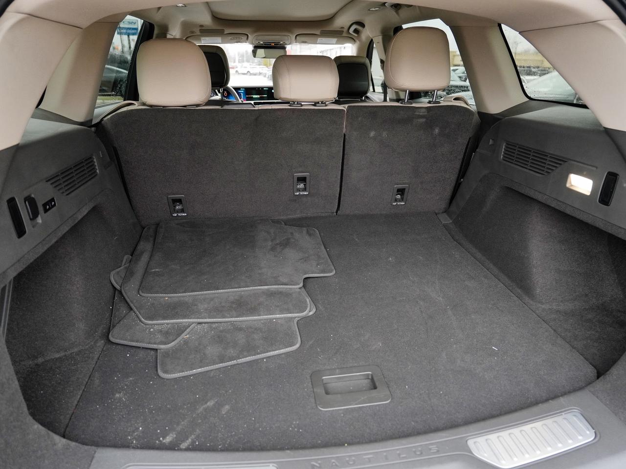 2025 Lincoln Nautilus RESERVE AWD | PANO ROOF | LEATHER | JET PKG! Photo