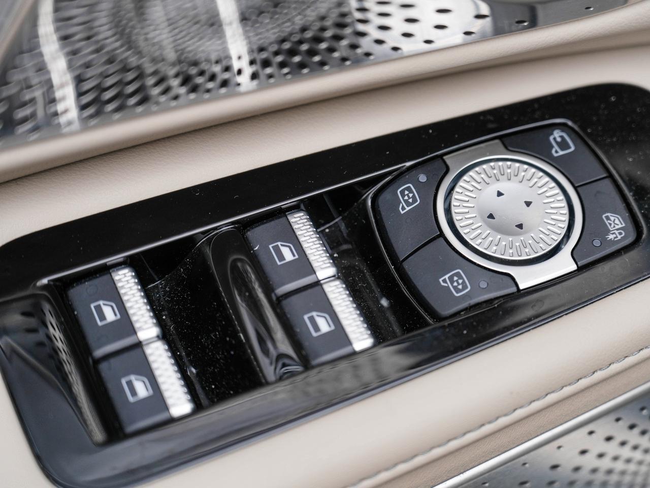 2025 Lincoln Nautilus RESERVE AWD | PANO ROOF | LEATHER | JET PKG! Photo