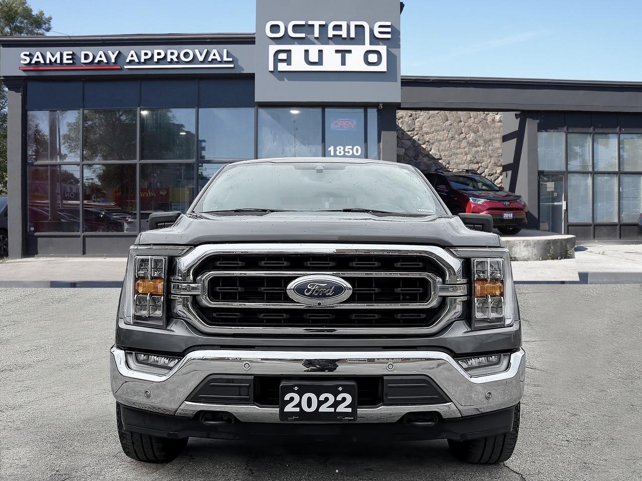 2022 Ford F-150 XLT 4WD SuperCrew 5.5' Box Photo