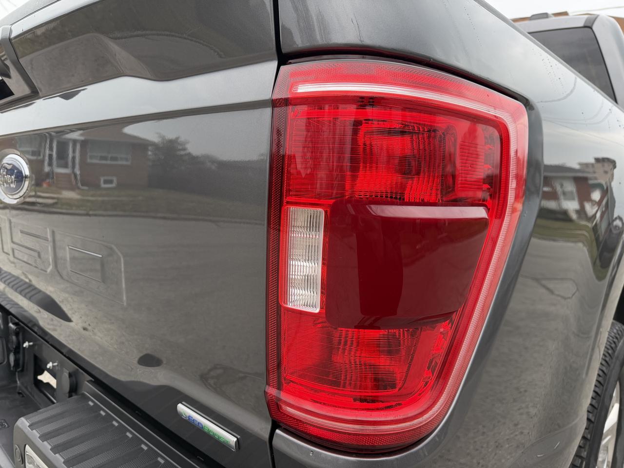 2022 Ford F-150 XLT 4WD SuperCrew 5.5' Box Photo