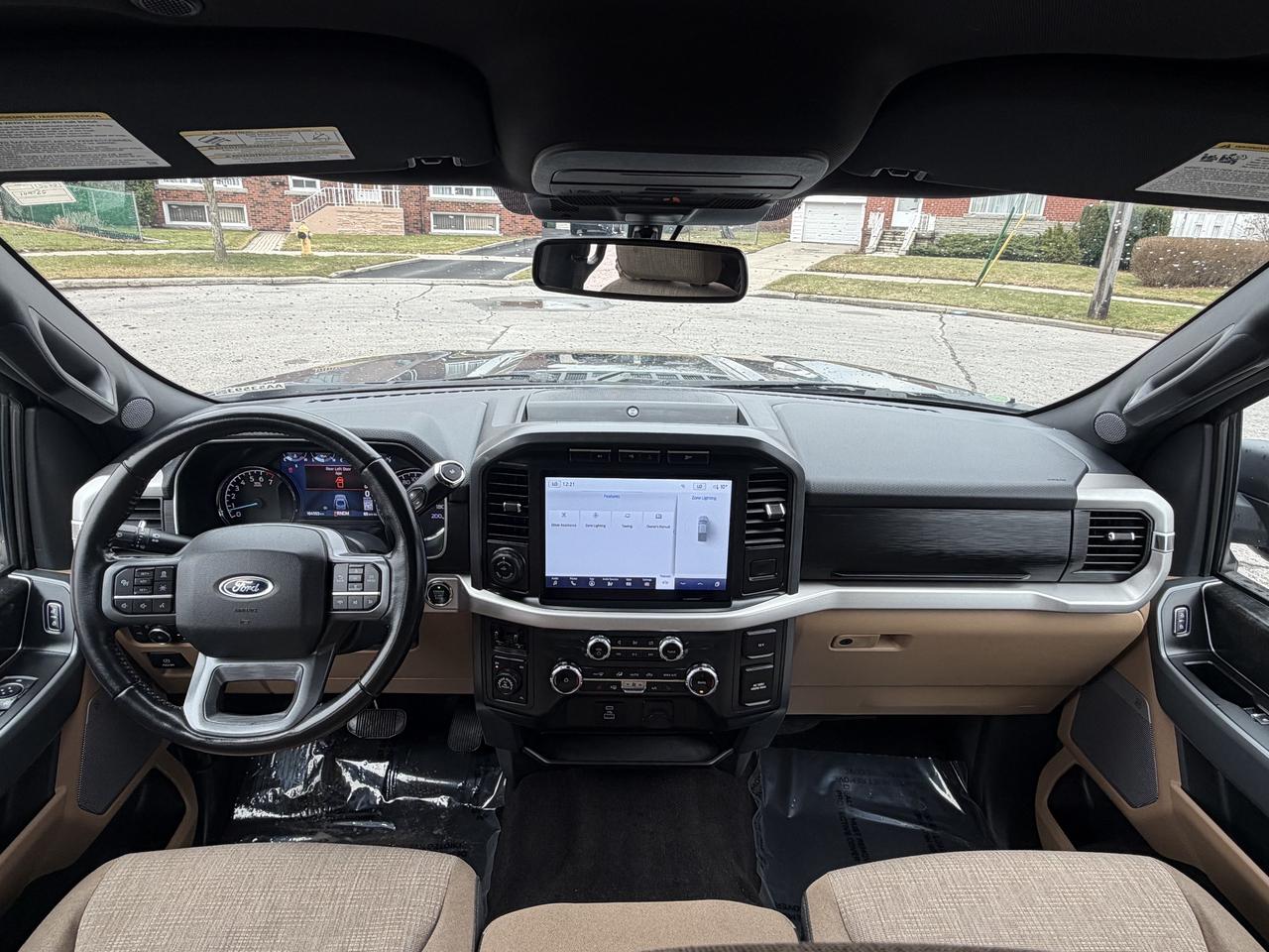 2022 Ford F-150 XLT 4WD SuperCrew 5.5' Box Photo