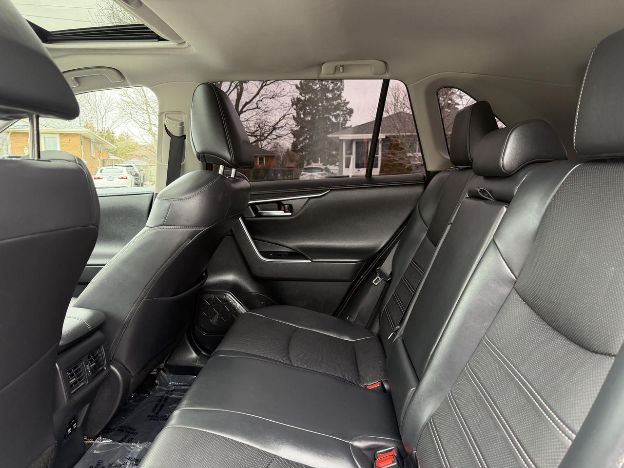 2020 Toyota RAV4 Hybrid Limited AWD Photo