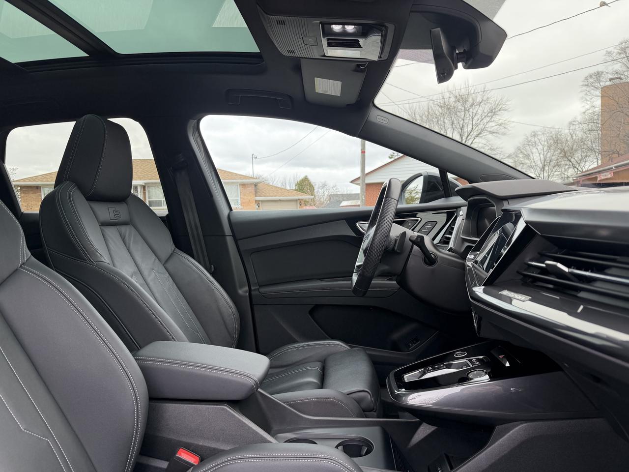 2023 Audi Q4 e-tron 50 quattro Photo