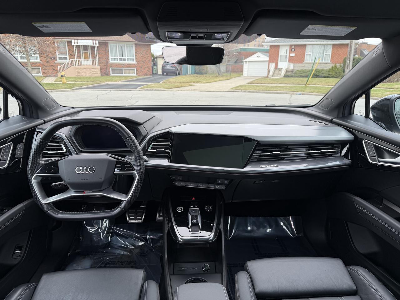 2023 Audi Q4 e-tron 50 quattro Photo