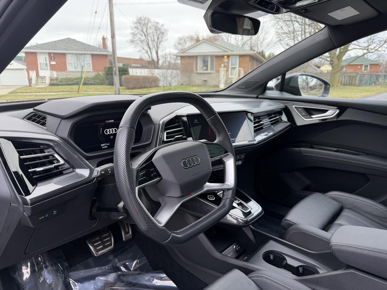 2023 Audi Q4 e-tron 50 quattro Photo