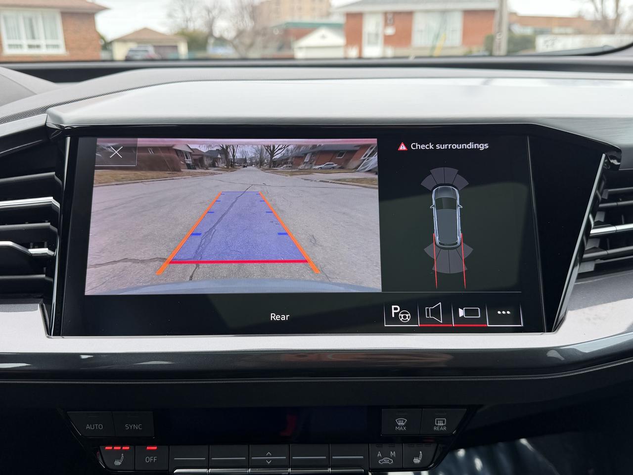 2023 Audi Q4 e-tron 50 quattro Photo