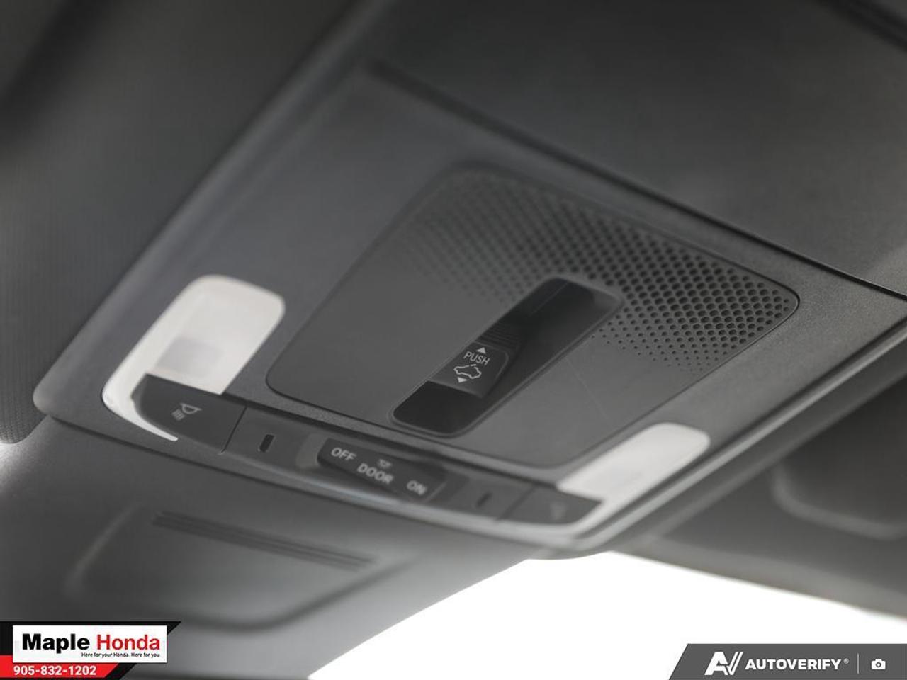 2024 Honda CR-V Hybrid Leather Seats| Sunroof| Heated Seats Auto Start| H Photo