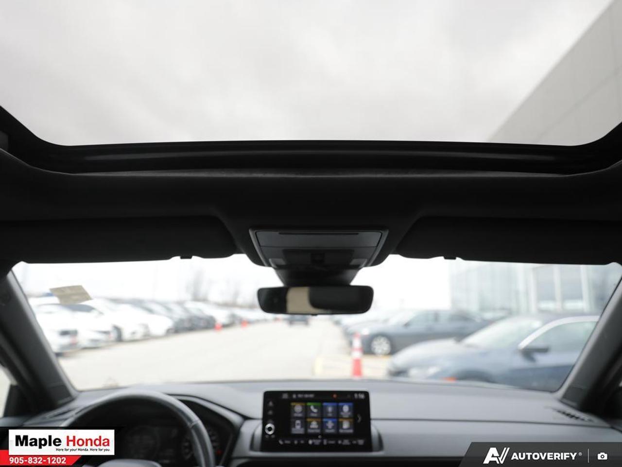 2024 Honda CR-V Hybrid Leather Seats| Sunroof| Heated Seats Auto Start| H Photo