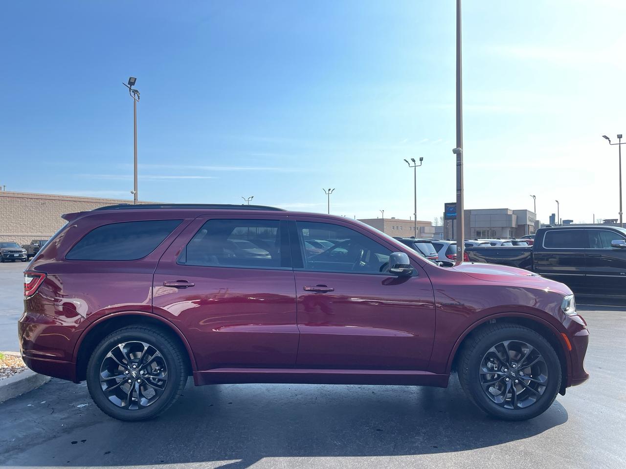 2023 Dodge Durango SUNROOF / TRAILER TOW PKG / HEMI V8 Photo3