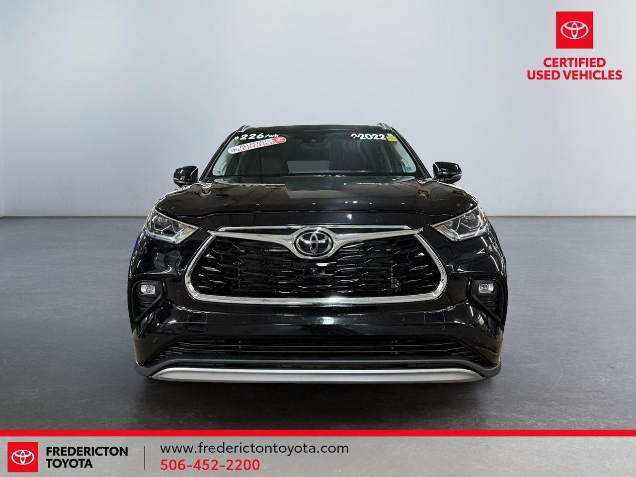 2022 Toyota Highlander LIMITED  Photo