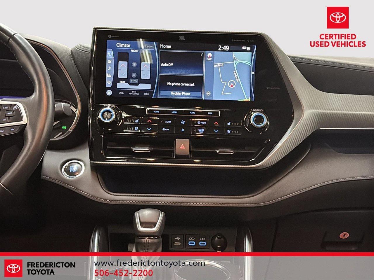2022 Toyota Highlander LIMITED  Photo