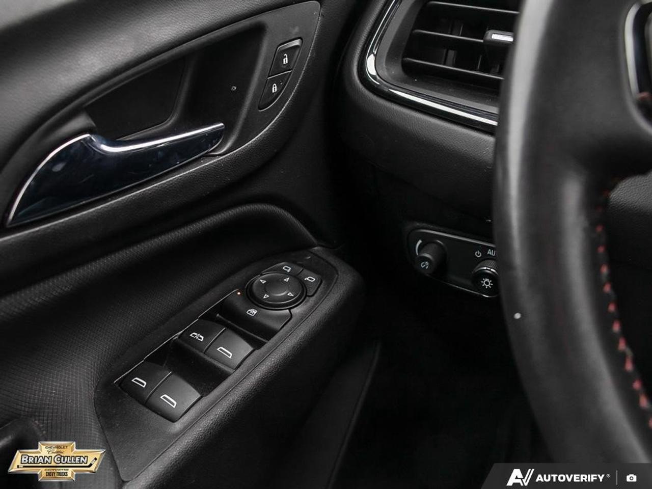 2022 Chevrolet Equinox RS AWD RS Photo