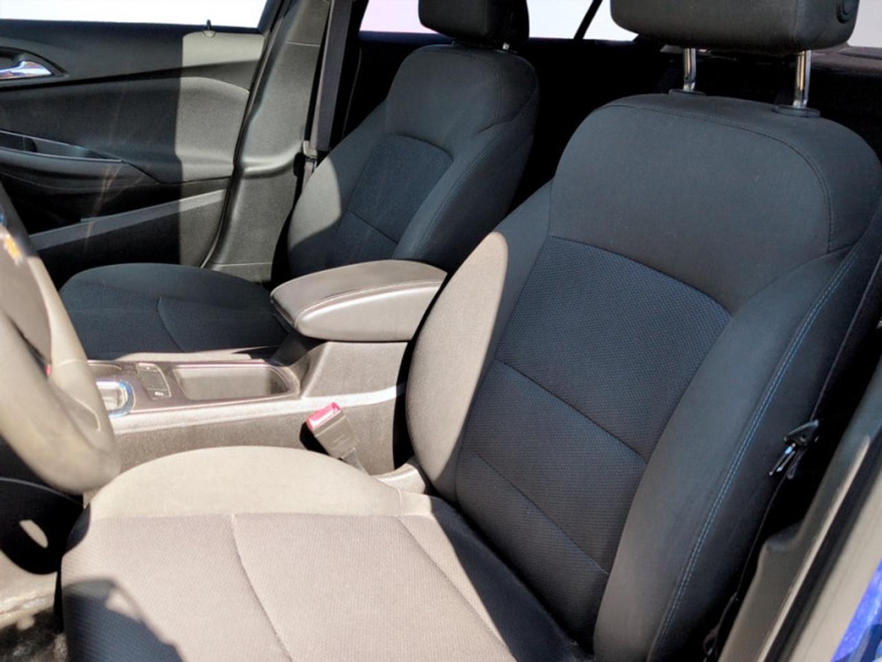 2017 Chevrolet Cruze LT True North Edition  **TRUE NORTH - CONV. PKG** Photo