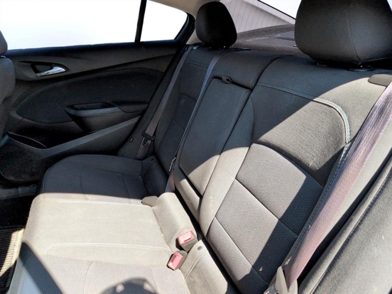 2017 Chevrolet Cruze LT True North Edition  **TRUE NORTH - CONV. PKG** Photo