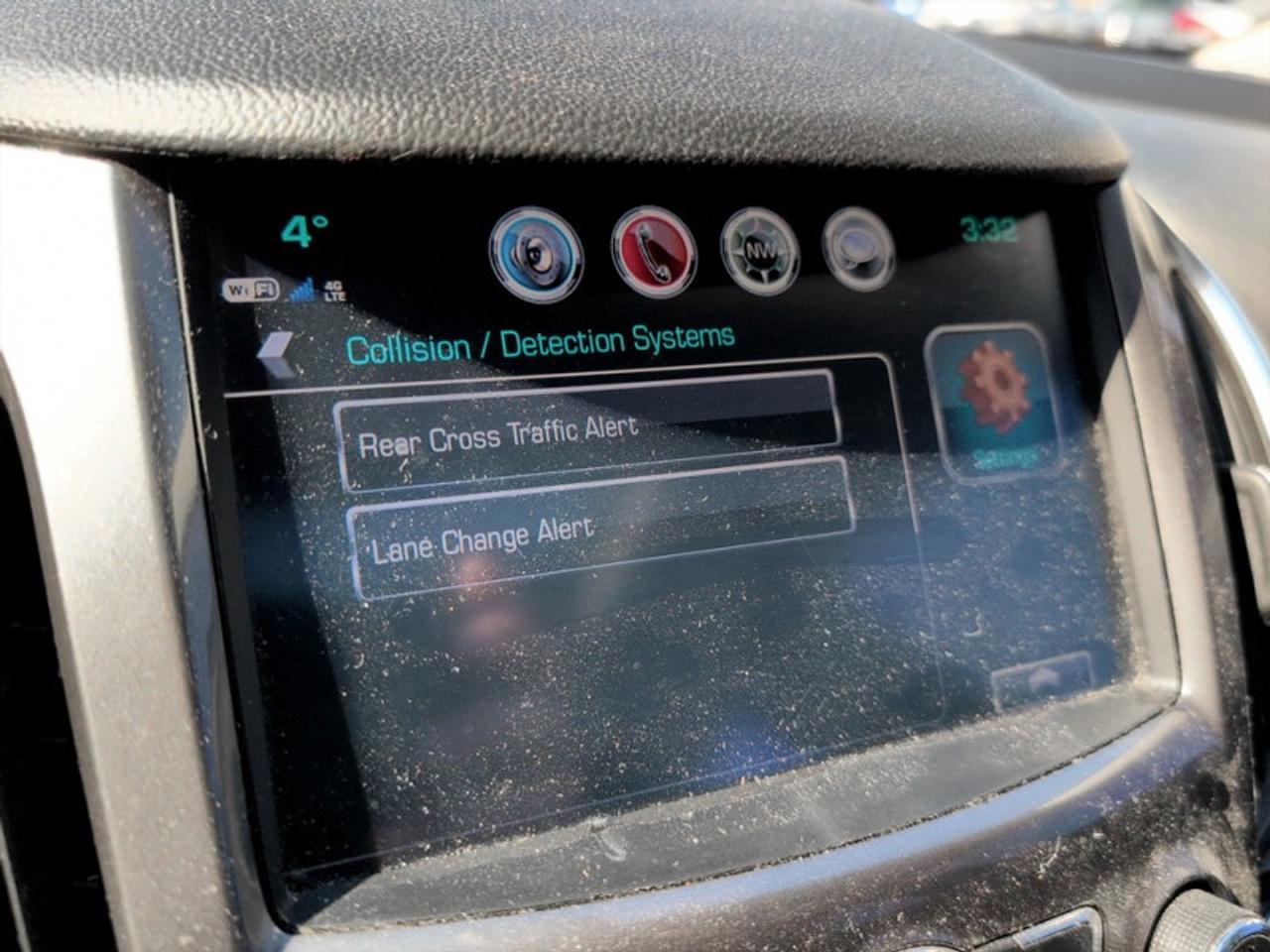 2017 Chevrolet Cruze LT True North Edition  **TRUE NORTH - CONV. PKG** Photo