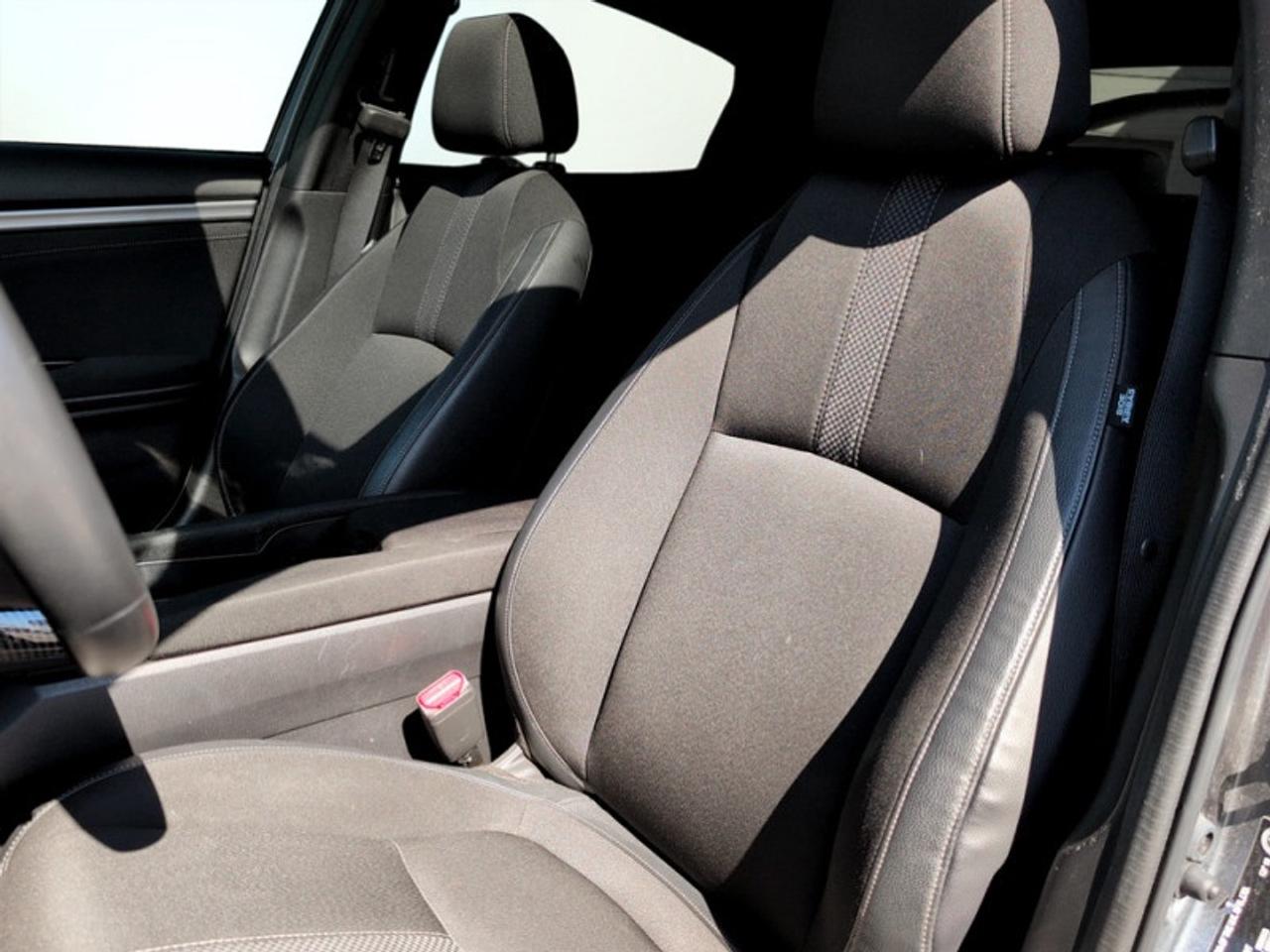 2020 Honda Civic Hatchback Sport Photo