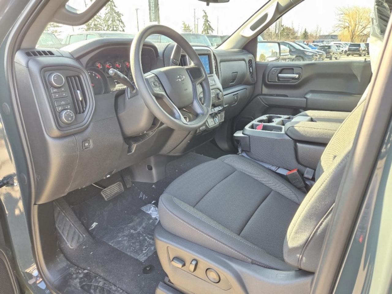 2026 Chevrolet Silverado 1500 Custom Trail Boss Photo