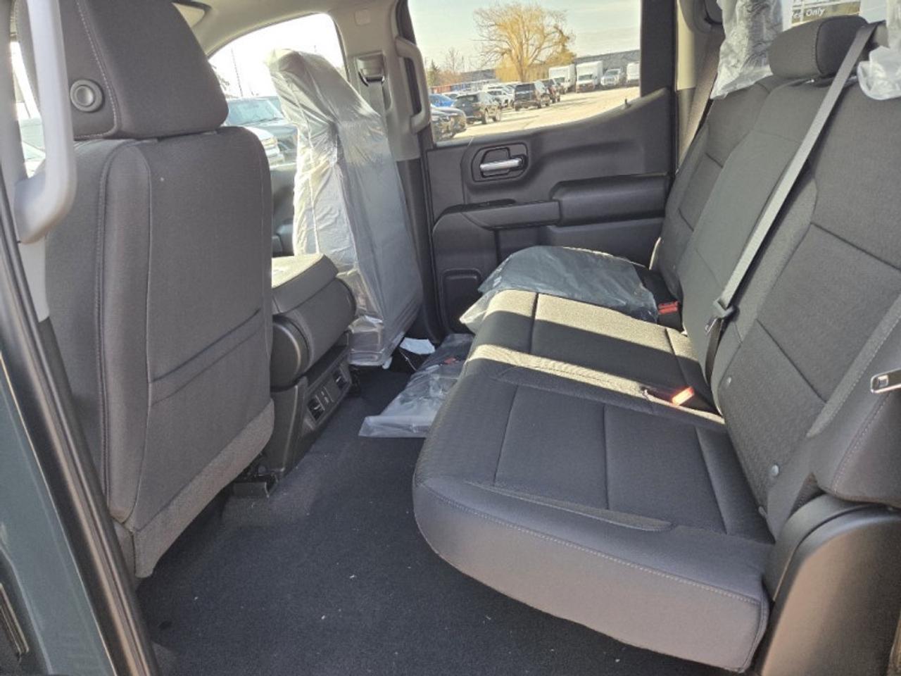 2026 Chevrolet Silverado 1500 Custom Trail Boss Photo