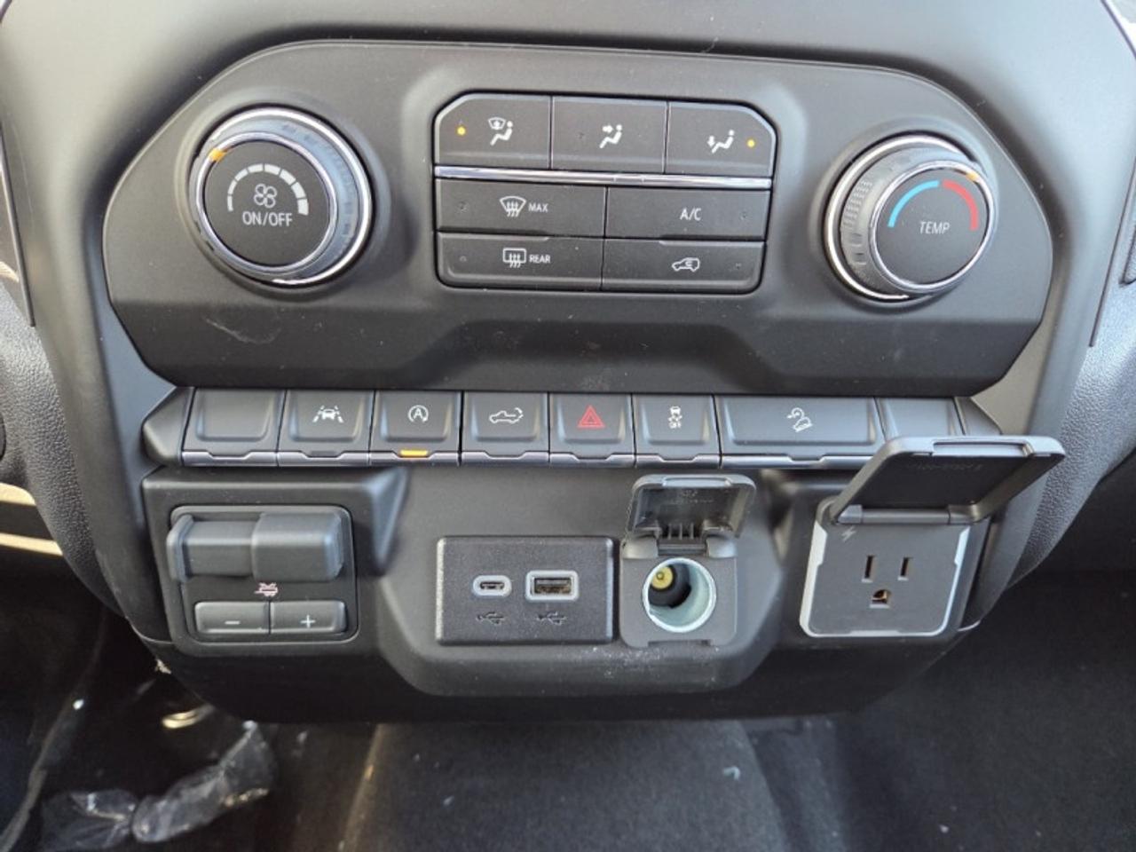 2026 Chevrolet Silverado 1500 Custom Trail Boss Photo