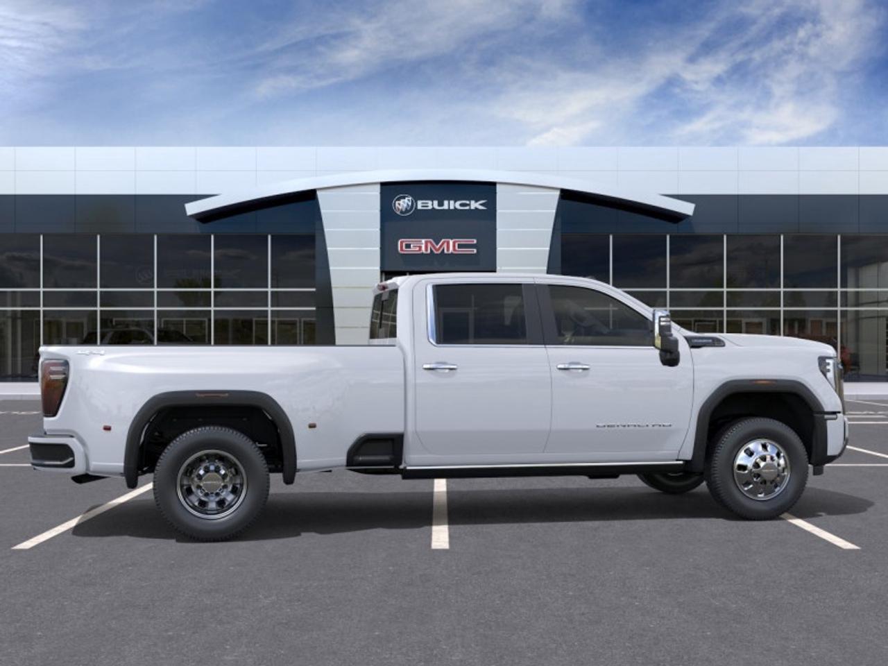 2026 GMC Sierra 3500 HD Denali Ultimate  - Sunroof Photo4