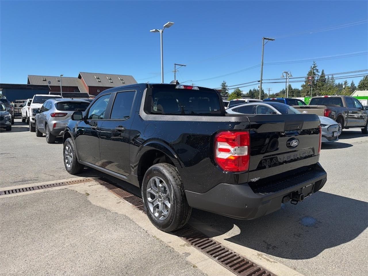 2026 Ford Maverick XLT  - Tow Package Photo2